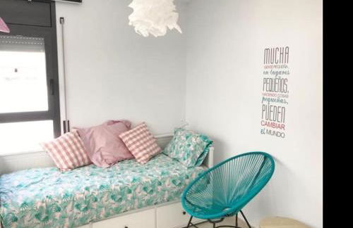 Casa familiar luminosa con piscina, cerca de la playa y parques, ideal para 6 personas en Cubelles - ES-332-5 - Photo 12