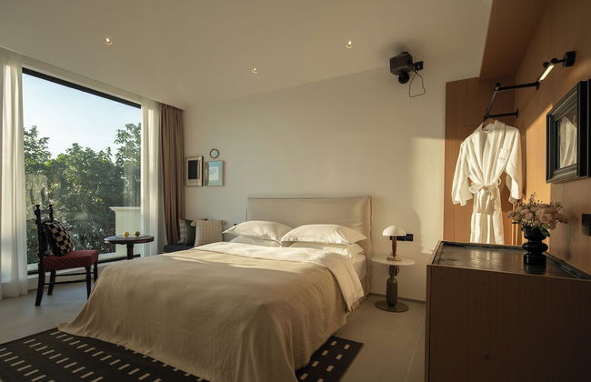 Miyue Roman Holiday Bubble Pool hotel - Photo 20