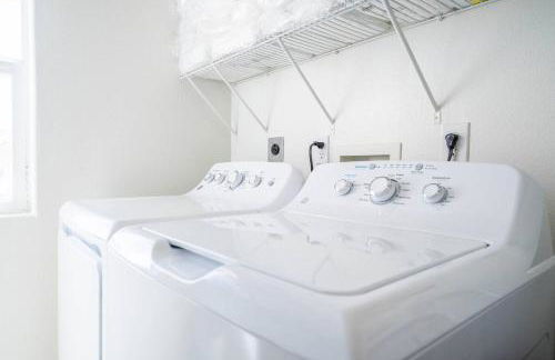 Casa Del Sol-Mountain View 3BR Home w Pool Hot Tub - Foto 34