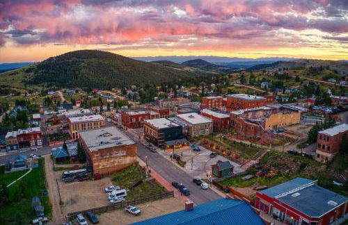 Stay in a Historic Gold Mine Town w/Mountain Views - Foto 45