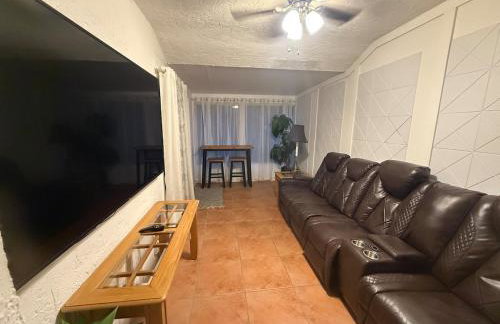 Adorable In law Apt in Wellington - Foto 2