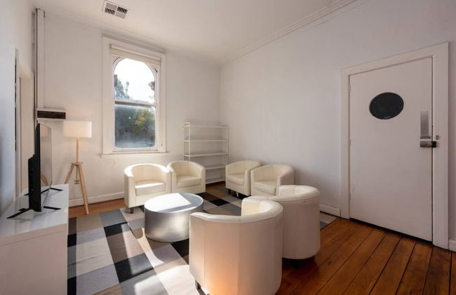 Private Unit in Heritage Building in Fitzroy North - Foto 12