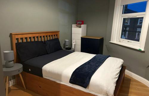 Bright 1-Bed - 2 mins to Forest Hill Station - Photo 7