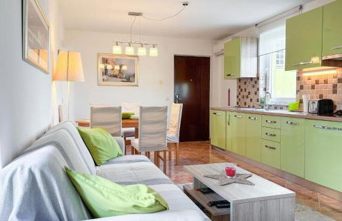 1 Bedroom Lovely Apartment In Belej - Foto 1