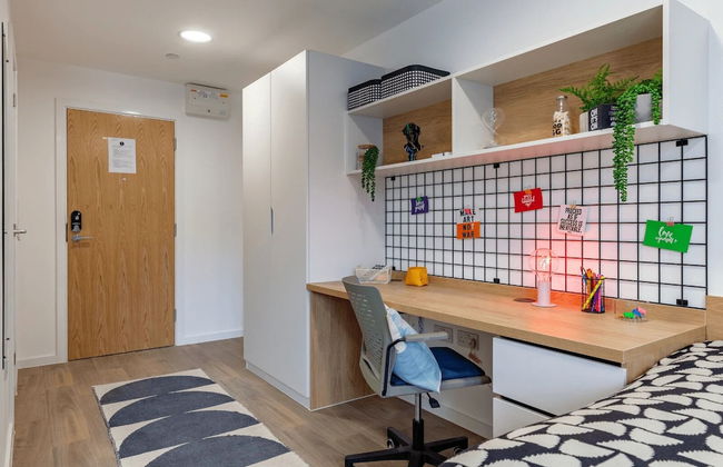 For Students Only - Ty Nant in Swansea - Foto 10