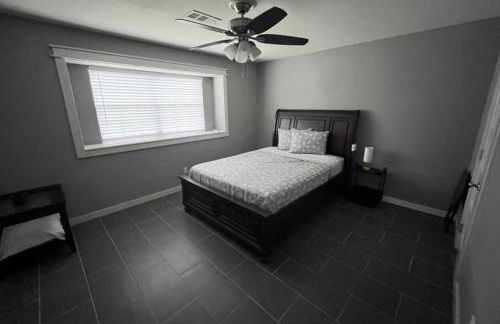 Cozy Escape WGameRoom HSWifi Aprox10Min to NRG - Foto 16