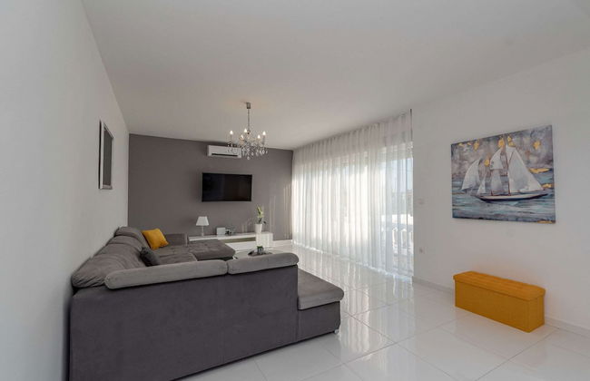 Holiday Home in Galovac With Pool - Foto 14