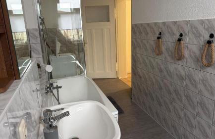 Gemütliche Wohnung direkt am Bahnhof perfekte Lage - Foto 17