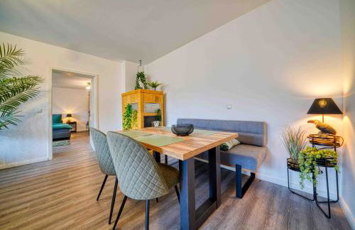 Zuarin Schlossblick - Ganzes Apartment direkt am Schlossgarten von Schwerin mit Dschungel-Feeling - Parkplatz auf Anfrage vorhanden - Foto 8