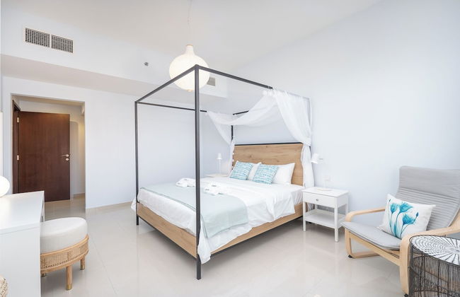 Contemporary Living by The Sea 2BD New Listing - Foto 7