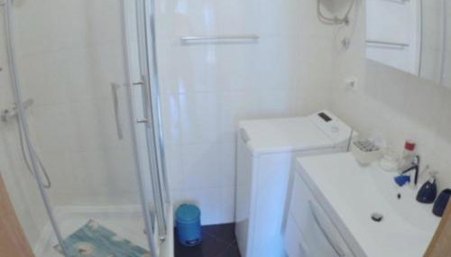 The Happy Apartment - Foto 2, towels, Shower