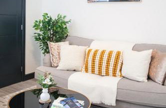 Stylish Home, hosted by ESONGRACE Stays, Stoke-on-Trent - Perfect for Families - Contractors - Holiday makers - Emergency Housing - Professionals, Relocators - Foto 22