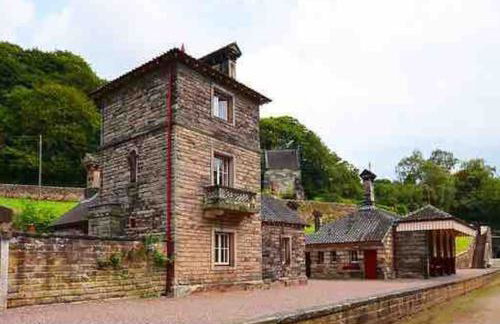 Woodbine Cottage-PART OF ALTON COTTAGES - Foto 40