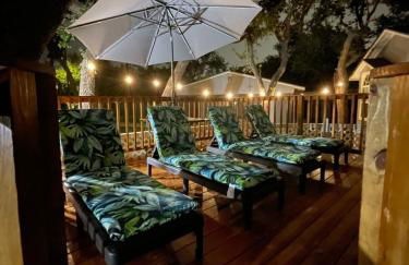 Serene Family Retreat King Beds Pool Hot Tub and Games - Photo 4