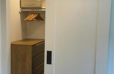 Austin Stylish Studio - Foto 28