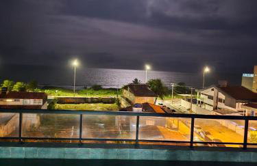Flat temporada 50m do mar - Foto 1