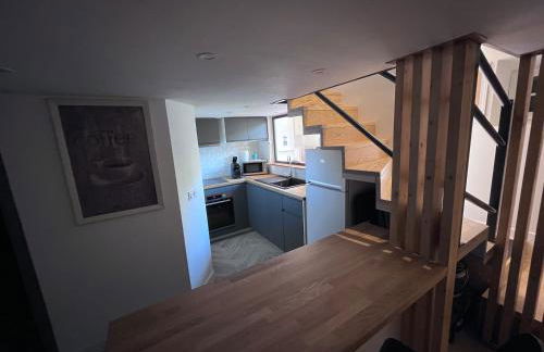 T3 calme et cosy, idéalement situé près du château et de la gare, dans un cadre paisible - Foto 18