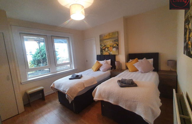 Two Bedroom Apartment by Klass Living Serviced Accommodation Airdrie - Nicol Apartment With WiFi & Parking - Foto 2