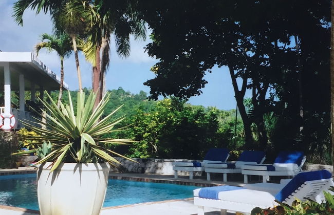 Captivating 3-bed Villa in Montego Bay - Foto 1