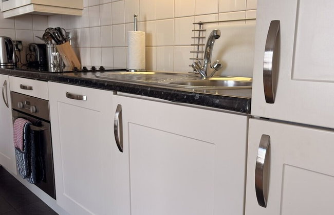 Liberty Wharf Apartments - Photo 11