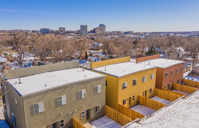 4BR Mnt Viewsmodern Urbanityrooftop Patio - Foto 49