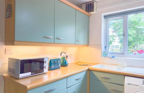 Last-Minute Specials l Modern 2 Double Bed Apartment for 5 Guests l Hofin Stays Short Lets & Serviced Accommodation - Foto 10