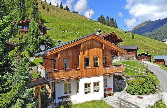 Chalet in Konigsleiten Near Zillertal Arena - Photo 5