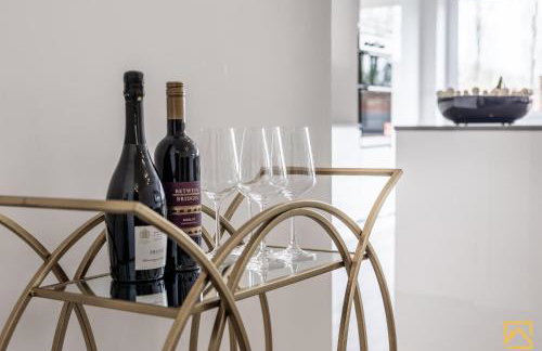 Outstanding 5 Bedroom Townhouse, Canal Views By Valore Property Services - Foto 29