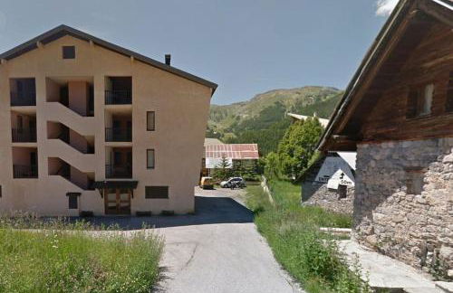 Appartement 2 pièces au milieu des chalets. Grande Terrasse Orientée Sud - Foto 8