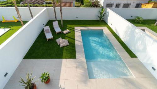 Sunny Villa by Platja Ardiaca - Photo 5