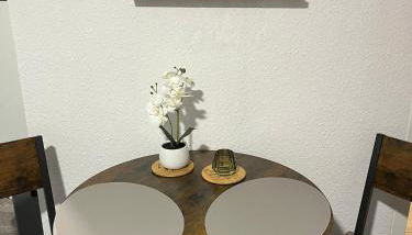 Seyfarthrooms - Crimmitschau 3 - zentrale Lage, gute Anbindung, voll ausgestattet - Foto 3