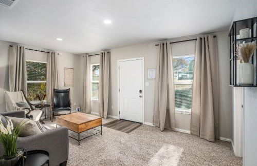 The Southern Sapphire - A Cozy Lake View Getaway - Foto 8