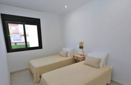 Luxe appartement met 2 badkamers / zee / zwembad - Foto 17