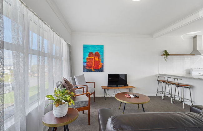 Renovated Takapuna 2BR Apt - Parking - Foto 14