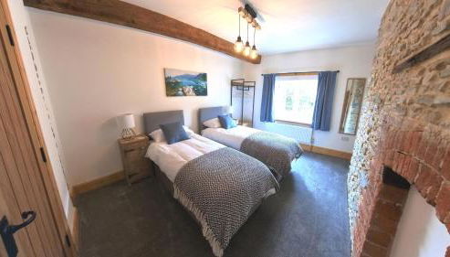 Flexible Accommodation - Newly renovated characterful cottage - Foto 4