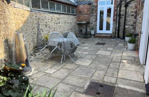 The Blue Cottage with luxurious Super King bed - Photo 26