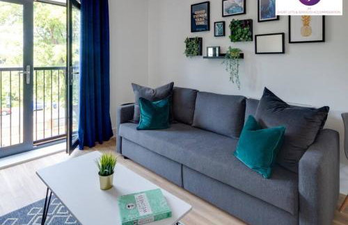 Stevenage Luxury 1Bed Apartment - Sleeps 4-WIFI-Free Parking- By JM Short Lets & Serviced Accommodation - Foto 1