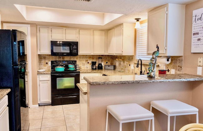 Katy Hideaway Charming 3 Bdr! - Foto 18