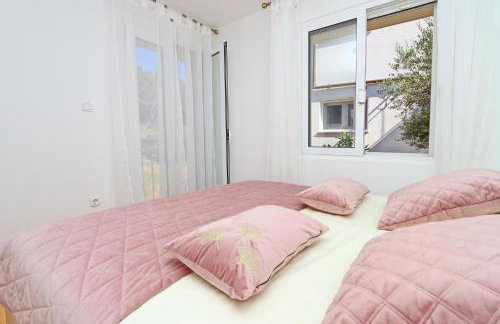 Villa Green Bay Apartments - Photo 74