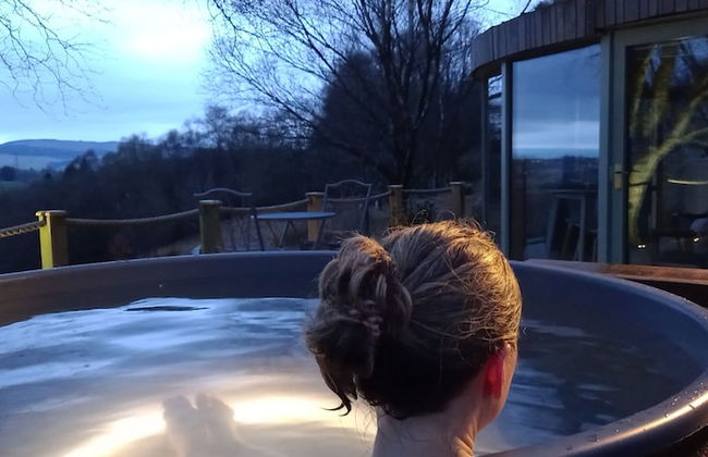 Luxury and Peaceful 1-bed Roundhouse With Hot Tub - Foto 24