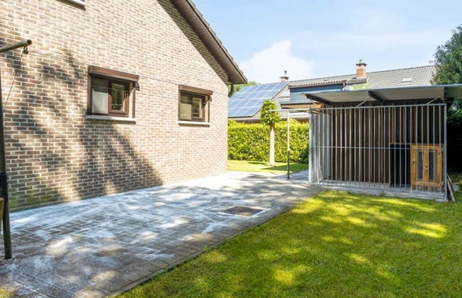 Holiday Home in the Greenery of Limburg - Foto 13