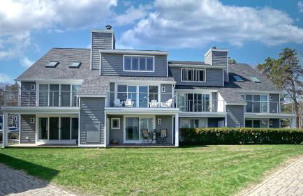 Beauty on the Beach by Bayley Vacation Rentals - Photo 33