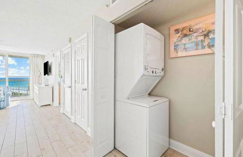 Beachfront Retreat- "The Getaway" - Foto 13