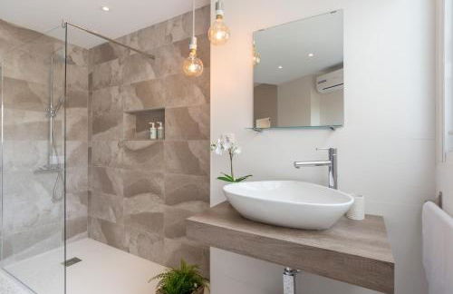 Stunning Spacious City Apartment with free parking - Foto 29