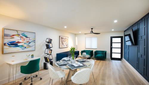 Velvet Bloom - Bubbling Spa Retreat with Sauna & Jacuzzi - Photo 3