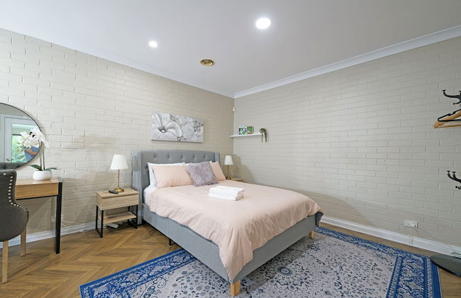 Charming 6 BRM Villa in Melbourne East - Foto 13