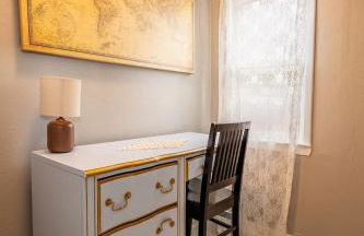 Charming French Studio Apartment - Foto 9