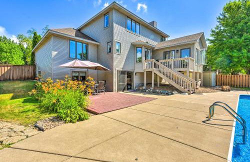 Pet-Friendly Maple Grove Gem with Private Yard! - Foto 28