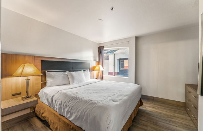 Metro Chandler Extended Stay - Photo 11