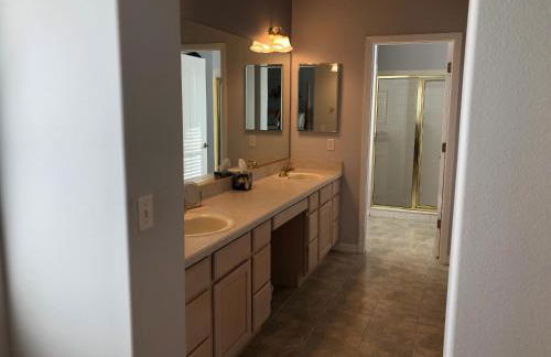 119 Z2b VILLAGE LA ZAMORA by REMAX Premier - Foto 27